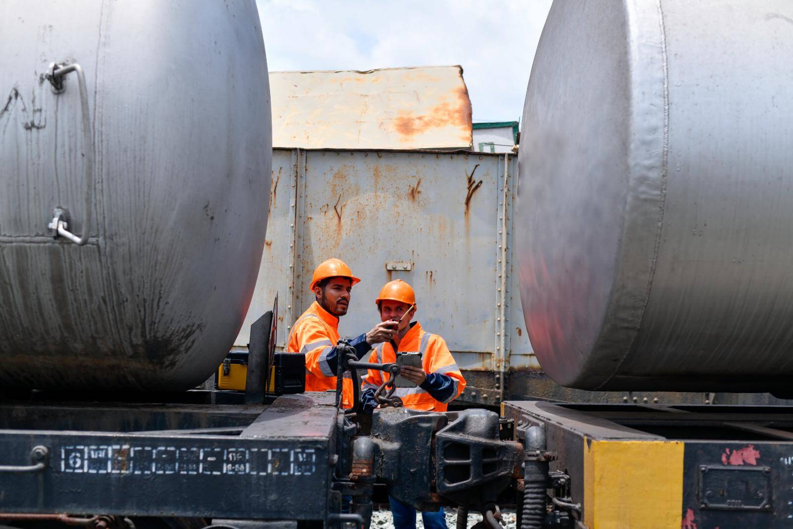 Tank decommissioning services